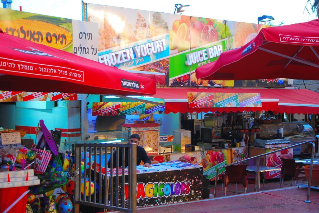 Hotel Maman Eilat Bagian luar foto