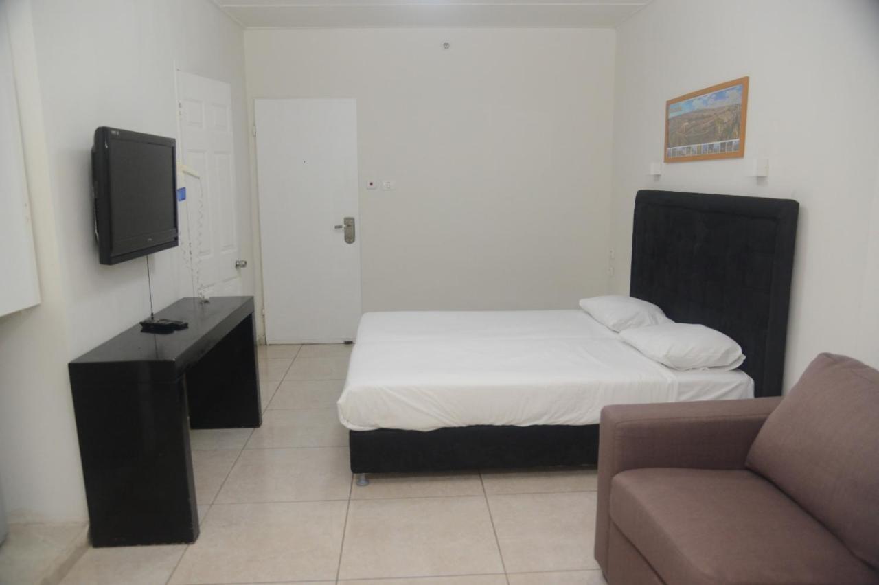 Hotel Maman Eilat Bagian luar foto
